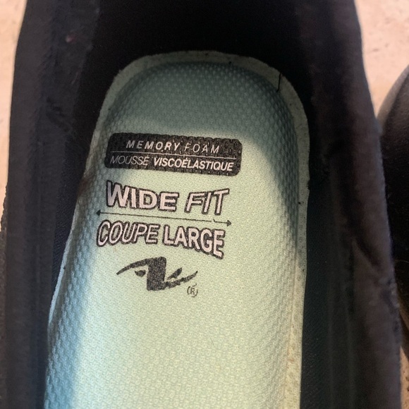 Womens Black Slip-On Wide Fit Shoes – Memory Foam Comfort, Size 10W - Picture 4 of 9